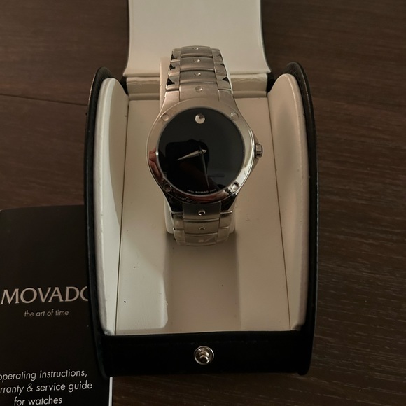 MOVADO SE Gents watch - Picture 2 of 12